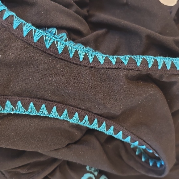 Johnny Was Dreamer Floral Embroidered Flounce Off-The-Shoulder Swimsuit M - Picture 8 of 8